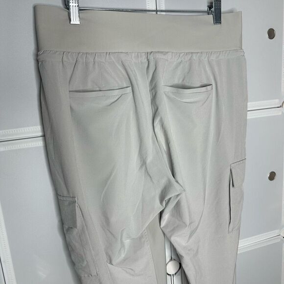 Athleta Sutton Joggers in Light Grey Size 10 - Picture 13 of 13